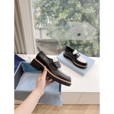 Prada Low Shoes